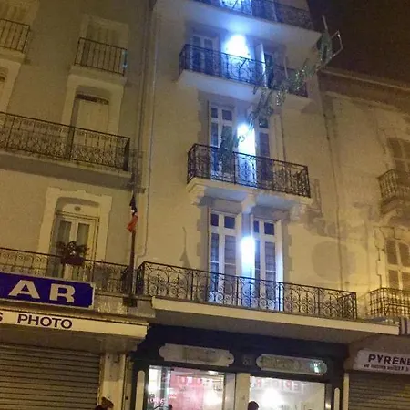 Saint Francois Xavier *